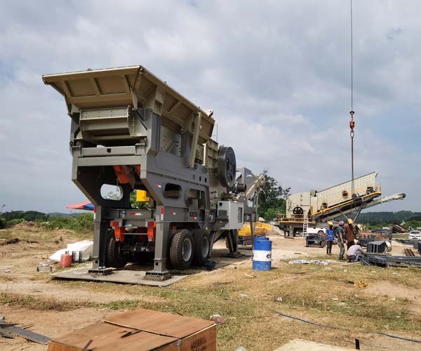 Factors to Consider Before Renting a Stone Crusher Machine