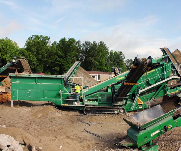 How Mobile Concrete Crushers Work