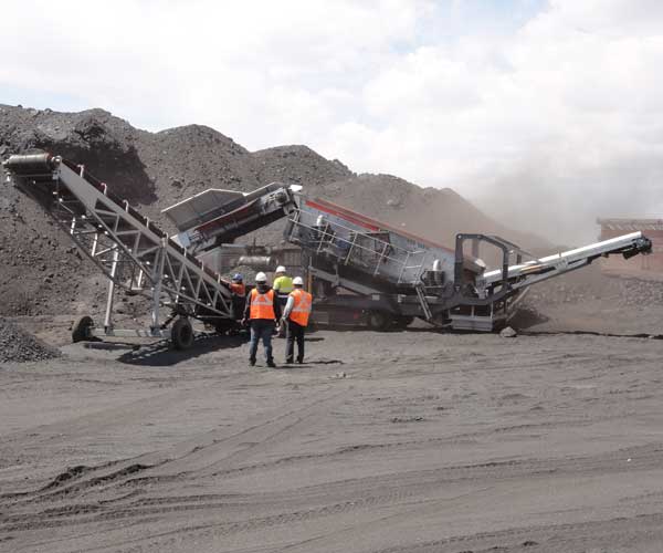 How to operate a coal crusher machine