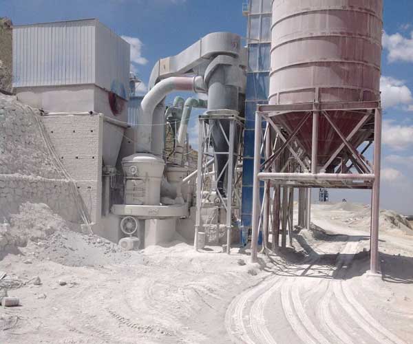 Raymond Roller Mill Machine Applications in Mineral Processing