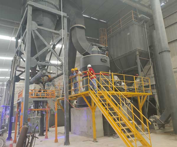 Bentonite Powder Grinding Machine:Grinding Fine Powder